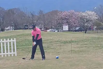 Martín Contini mantiene un gran nivel en la segunda ronda del Abierto del Norte de Golf