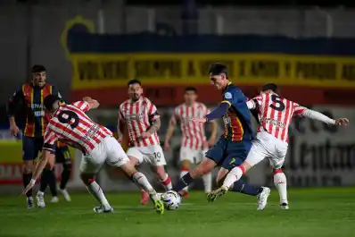 Sin aprobados, mirá el 1x1 de la derrota de San Martín contra Colegiales por 2-0