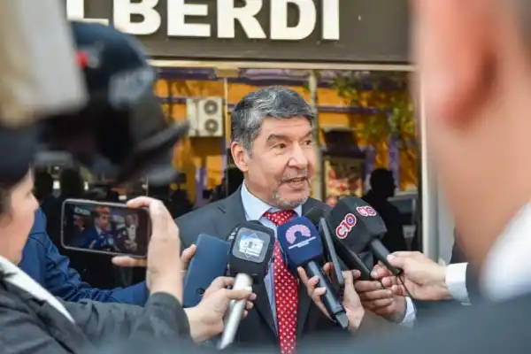 Acevedo evalúa tomar licencia junto a Jaldo: de qué depende