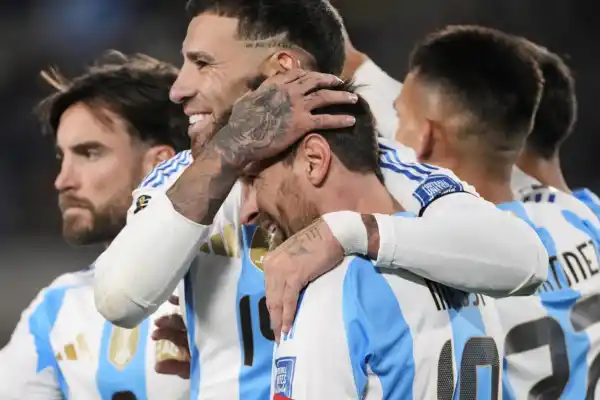 Igual que Messi: otro ídolo de la Selección anunció que jugó su último partido en Argentina