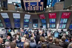 El riesgo país supera los 500 puntos: por qué los bonos argentinos no logran acoplarse al optimismo global