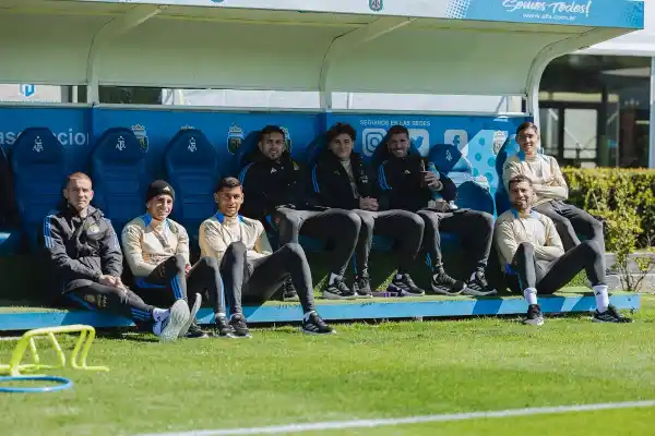 Scaloni mueve las piezas: cómo formaría la Selección Argentina sin Messi ni Romero contra Ecuador