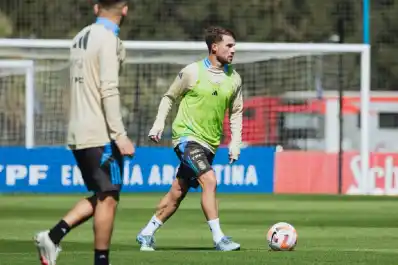 Con bajas sensibles, Scaloni define el 11 para visitar a Ecuador en el final de las Eliminatorias