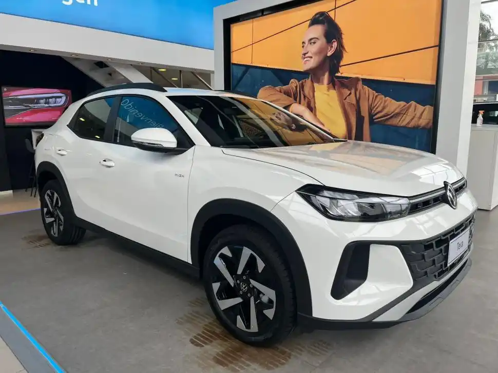 León Alperovich presentó en Tucumán el nuevo Volkswagen Tera 2025