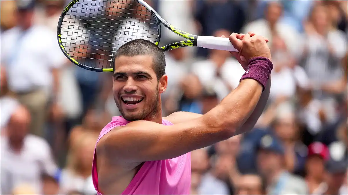 RÉCORD HISTÓRICO. Carlos Alcaraz levantó su segundo US Open y alcanzó los seis Grand Slams con apenas 22 años.