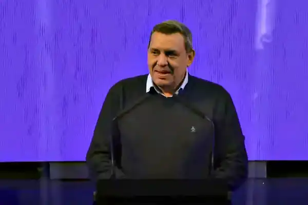 Maximiliano Bondarenko criticó el plan económico de Milei: “Mi mamá es jubilada y no llega a fin de mes”