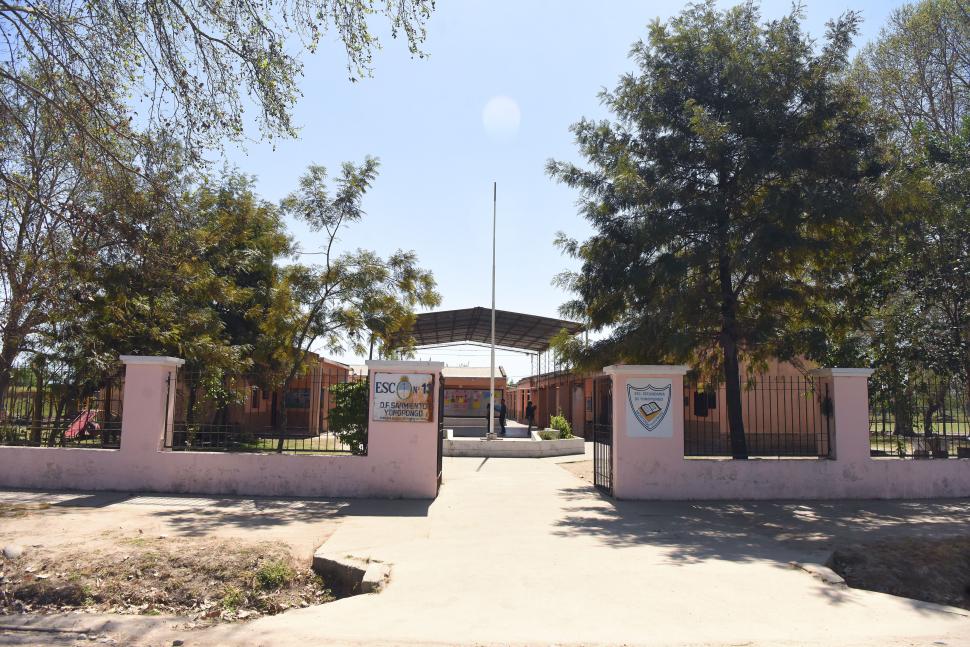 UNIÓN. El edificio escolar donde estudian las primeras finalistas.