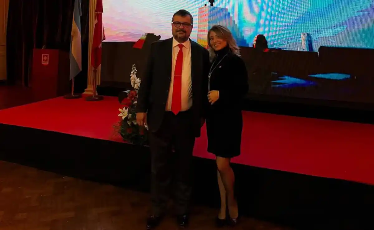 LA EX PAREJA. La legisladora electa Rita Flores denunció por violencia de género al ex candidato libertario Alejandro Jabornicky.