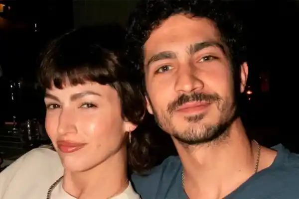 El exclusivo barrio de Barcelona donde viven Úrsula Corberó y Chino Darín