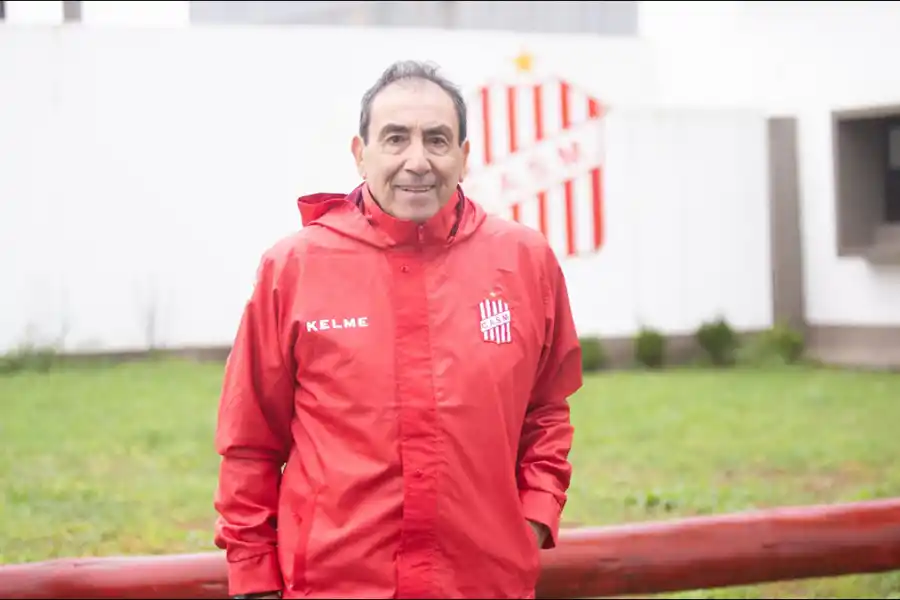 EL PRESENTE. Roldán coordina las divisiones inferiores de San Martín y busca potenciar a los jóvenes del club.