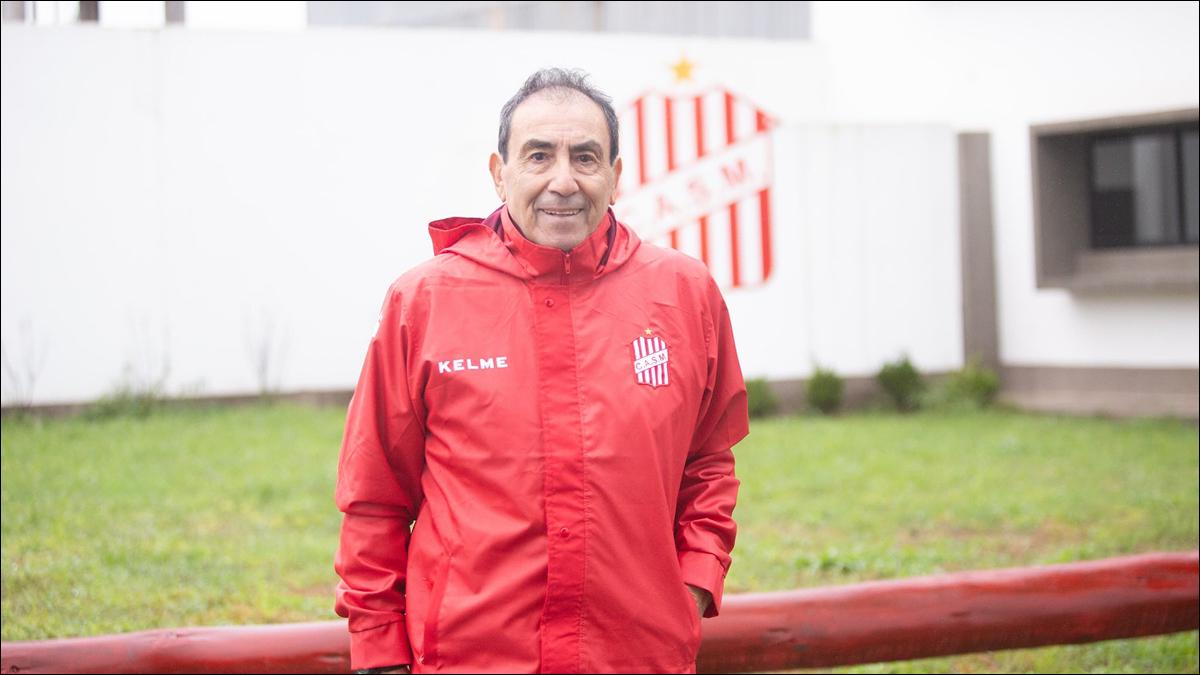 EL PRESENTE. Roldán coordina las divisiones inferiores de San Martín y busca potenciar a los jóvenes del club.
