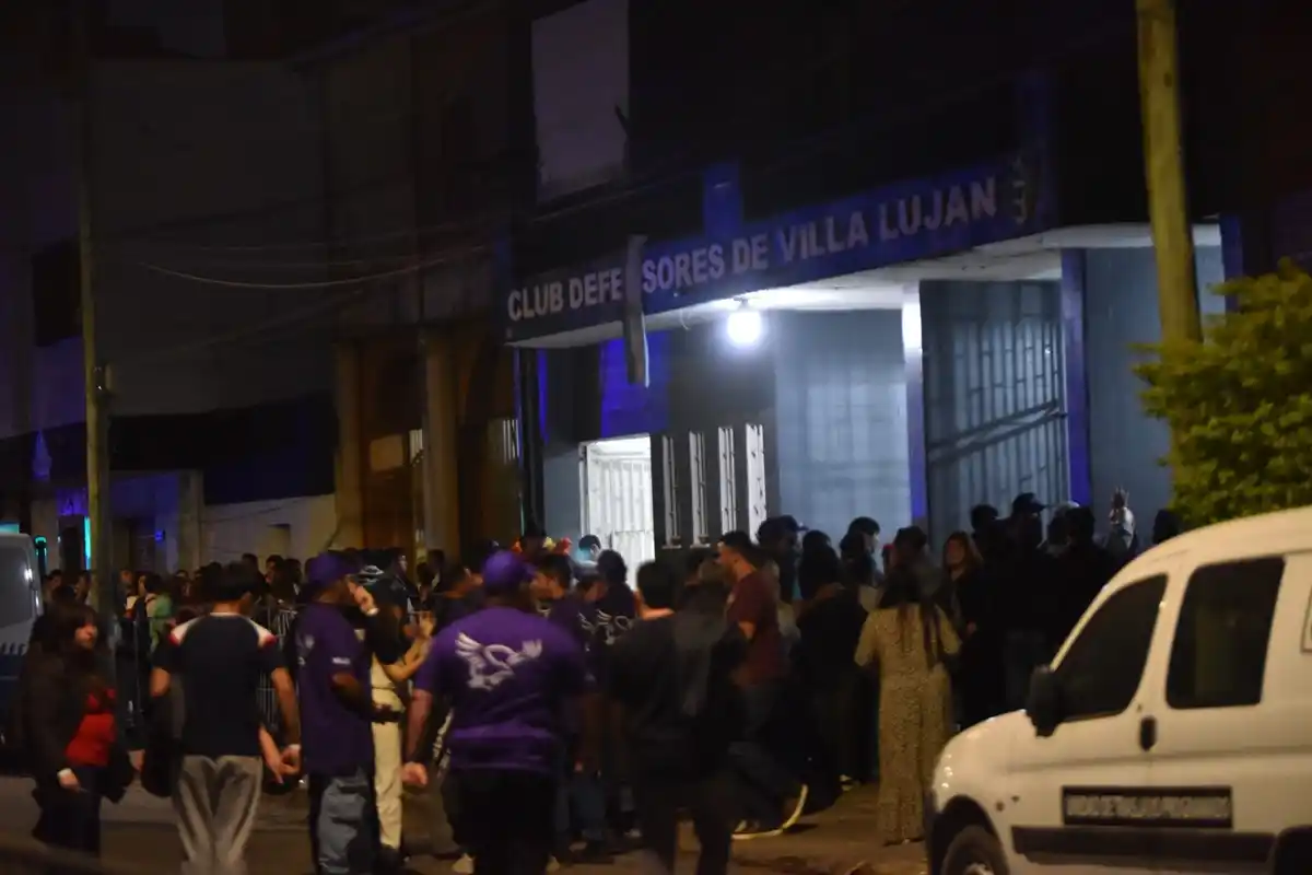 LANZAMIENTO de la campaña de La Libertad Avanza (LLA)en el club Villa Luján