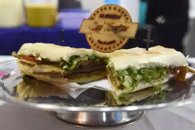 El concurso de sándwiches de milanesa, un ícono gastronómico que crece año a año