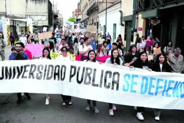 Ocho claves para entender el veto de Javier Milei a la ley de financiamiento universitario