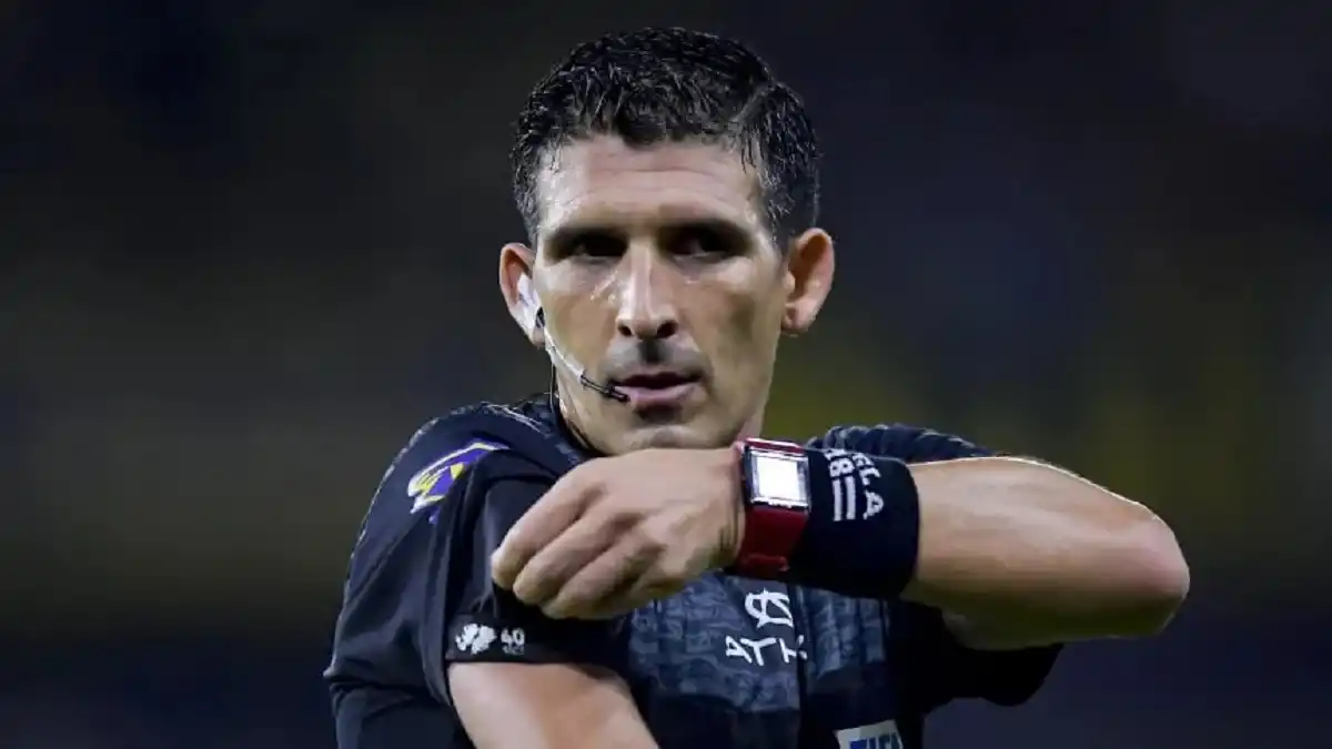 “Es de la calle Corrientes”: la frase de Merlos que dinamitó las disculpas de Andrés Fassi