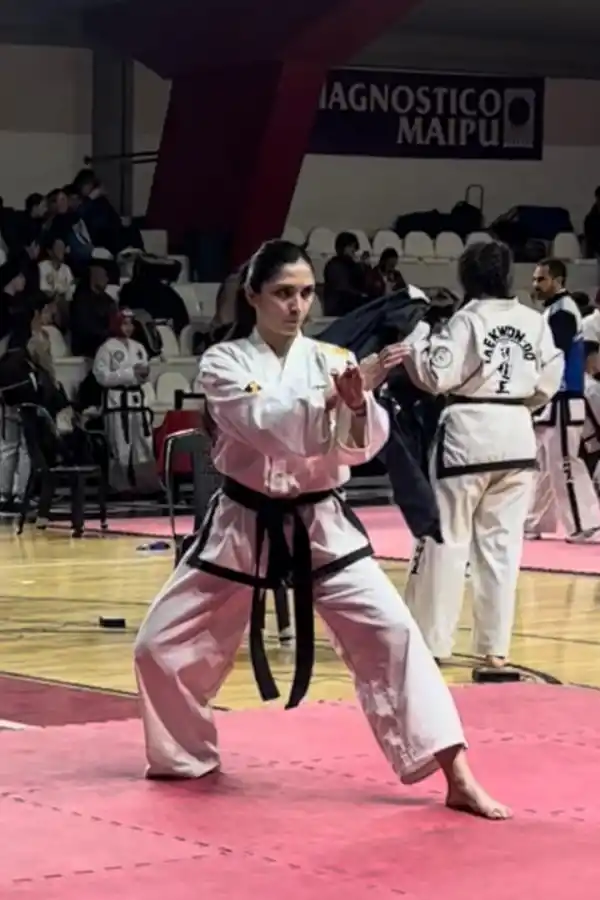 Karla Castro clasificó a cinco mundiales de Taekwondo ITF, nunca pudo viajar y ahora busca sponsors para cumplir su sueño