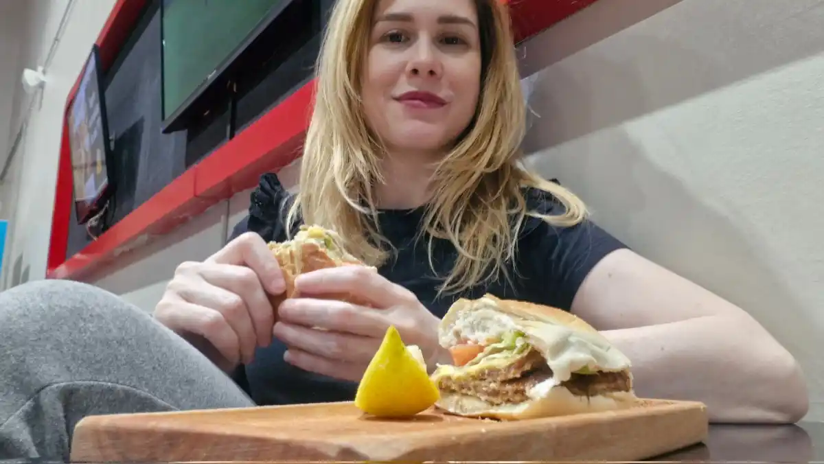 De los sánguches de milanesa a los votos: qué dijo Lilia Lemoine tras su breve visita por Tucumán