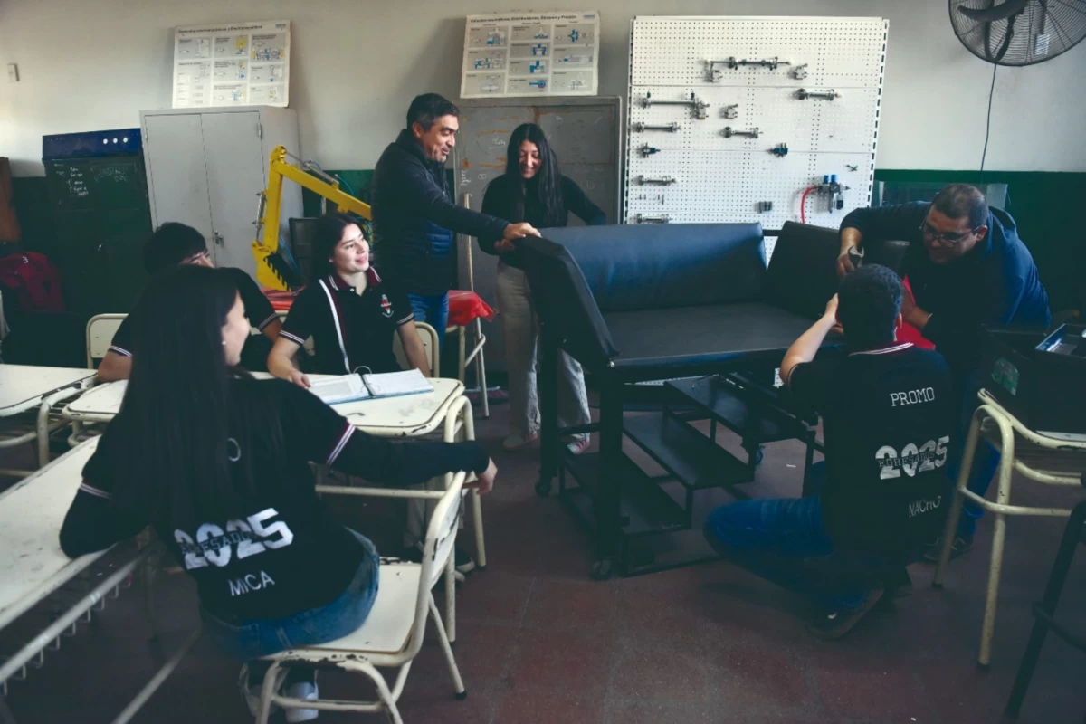 CON ALCANCE SOCIAL. El proyecto de los cinco estudiantes de Concepción excedió un mero trabajo práctico: es una solución concreta a una necesidad.