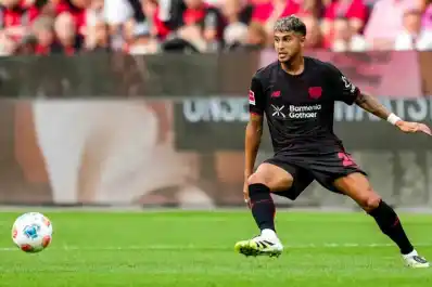 Exequiel Palacios se lesionó en Bayer Leverkusen y estará fuera hasta 2026