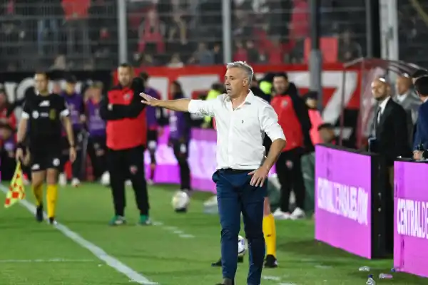 Pusineri tras la derrota en Rosario: “La ley del fútbol te cobra”