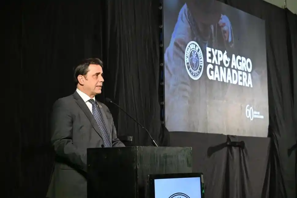 El gobernador Osvaldo Jaldo encabeza la inauguración de la 60ª Expo Agro Ganadera - Image 3