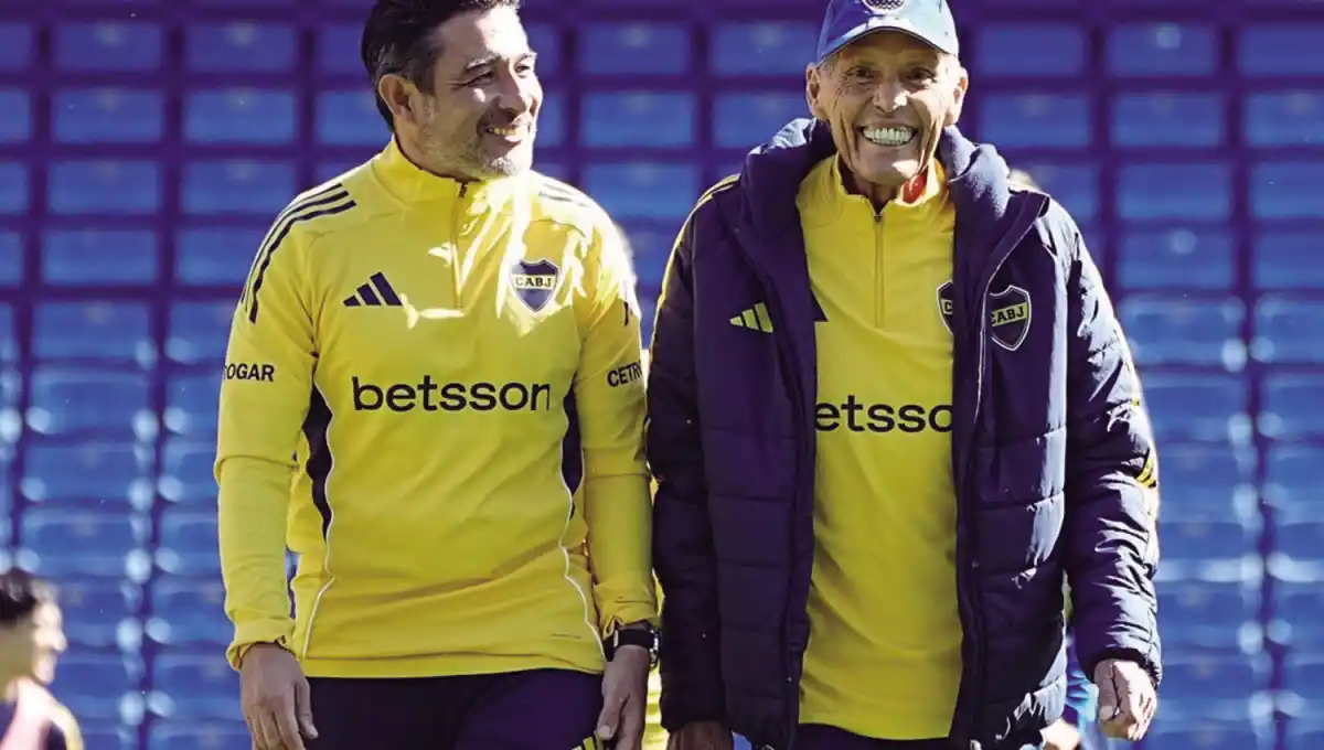 ACOMPAÑADO. Miguel Angel Russo junto con Rodríguez, uno de sus asistentes. 