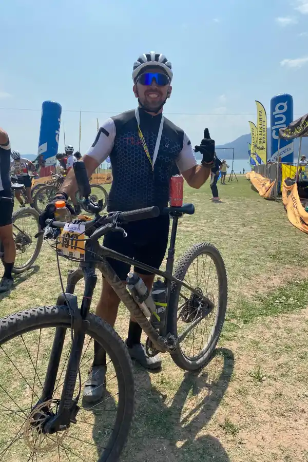 Bici, cerros y mucho sol en el Batalla de Tucumán