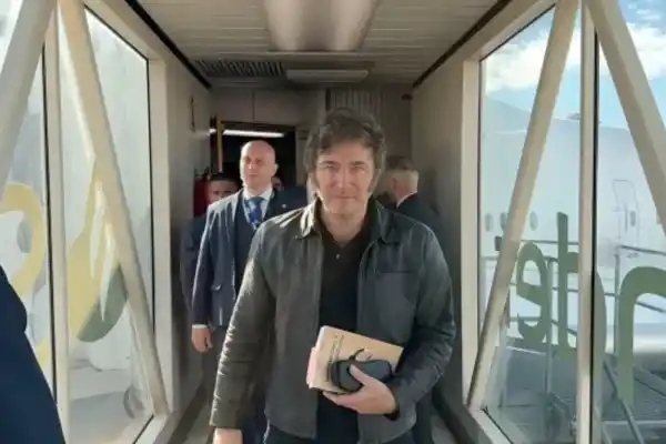 Milei viaja a Paraguay para participar de la CPAC y prepara una foto con los candidatos libertarios