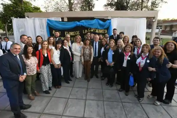 Jaldo inauguró la Escuela N°39 “Andrés Chazarreta” en San Felipe y Santa Bárbara