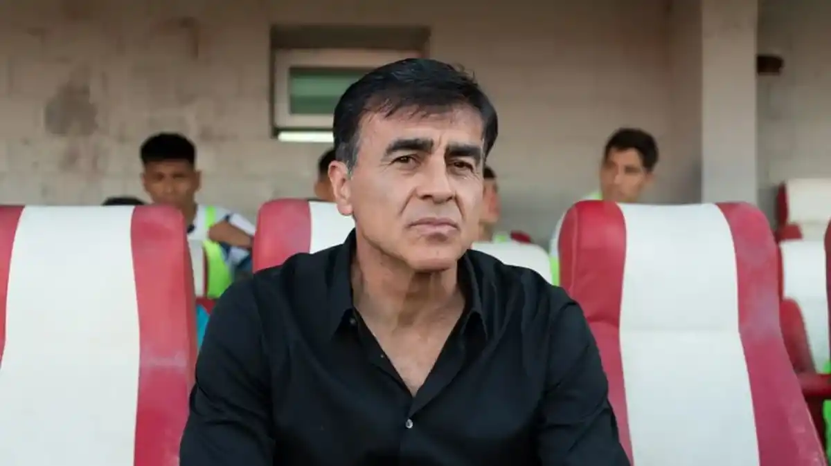 FIERRO CALIENTE. Quinteros tomará el mando del plantel de Independiente y debutará en el clásico con Racing.