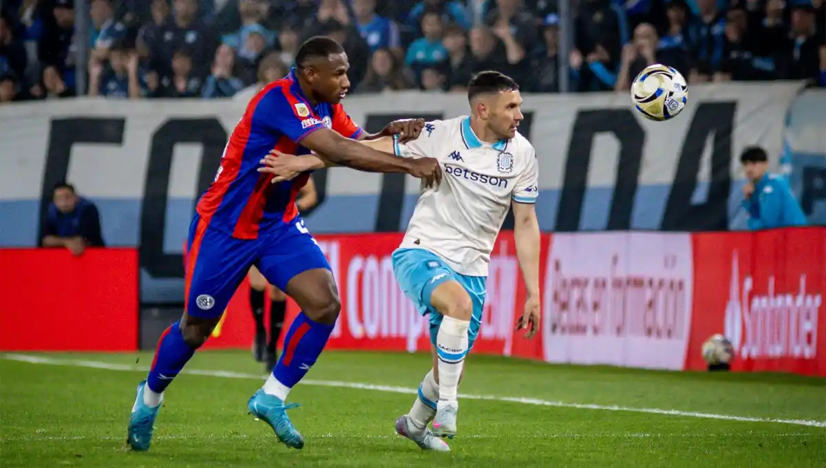 EL SUEÑO. Con Maravilla Martínez como figura, Racing inicia el camino que lo puede depositar en esa ansiada final de la Libertadores.