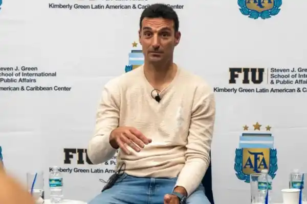 La llamativa respuesta de Scaloni sobre la chance de que Messi vuelva a jugar con la Selección en el país