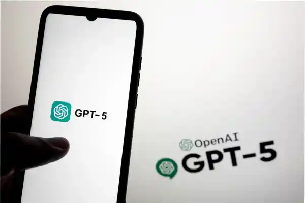 ¿Se desaceleró el avance de la IA? El “modesto” avance de GPT-5 que prende las alertas