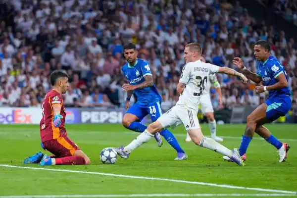 Con caños y un récord, Franco Mastantuono revolucionó a Real Madrid en la Champions League