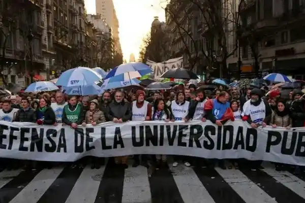 Marcha universitaria contra el veto de Javier Milei: el Gobierno no aplicará el protocolo antipiquete