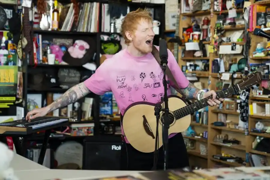 Ed Sheeran publicó hace pocos días su show en el Tiny Desk