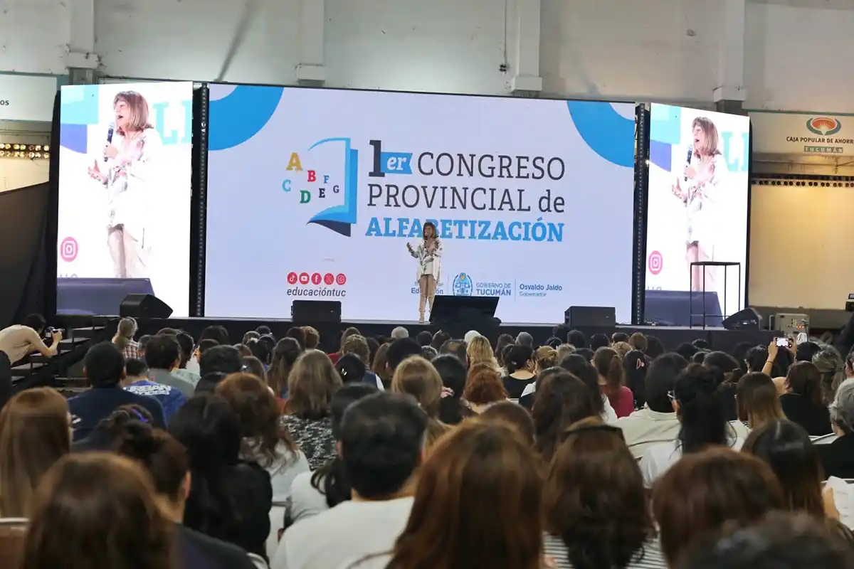 GRAN CONVOCATORIA. Fueron jornadas de reflexión y debate educativo.