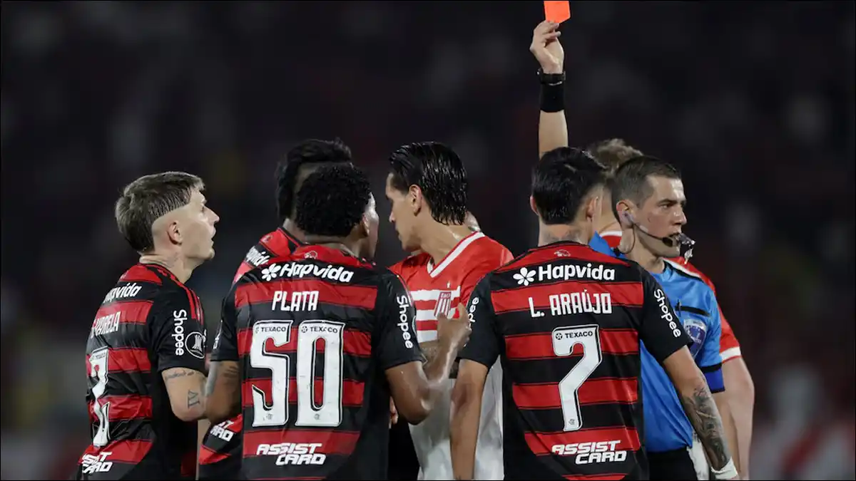 DECISIÓN INÉDITA. Gonzalo Plata fue habilitado por Conmebol tras la polémica expulsión en el Maracaná.