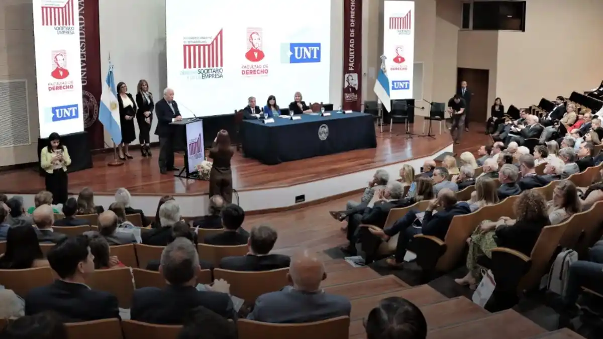 La UNT inauguró el XVI Congreso Argentino y XII Iberoamericano de Derecho Societario