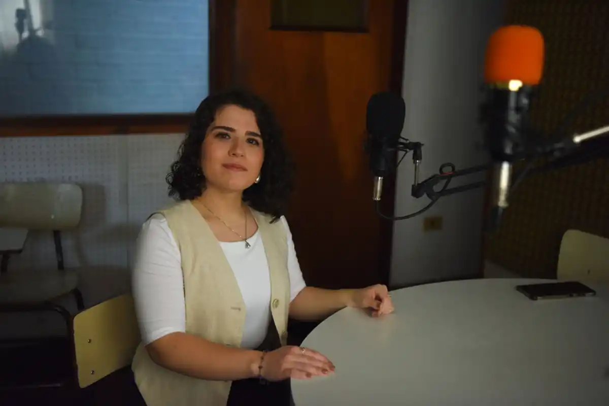 ALUMNA DESTACADA. Anael Ángeles Olguín, de 22 años, alcanzó el mejor promedio de la Facultad de Ciencias Jurídicas, Políticas y Sociales con 9,51.