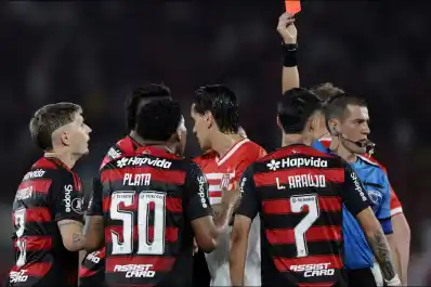 Escándalo en la Libertadores: Conmebol anuló la expulsión de Gonzalo Plata y jugará la revancha ante Estudiantes