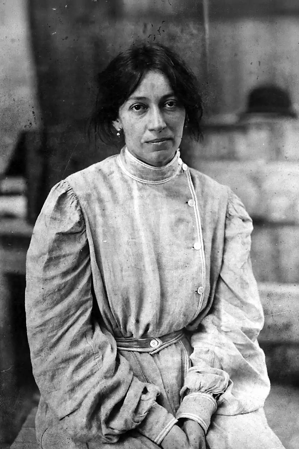 La genialidad de Lola Mora trasciende el tiempo, en viejas fotos o recreadas con IA