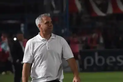 El mensaje de Pusineri tras la victoria de Atlético Tucumán frente a River: No puedo conformar a las redes sociales