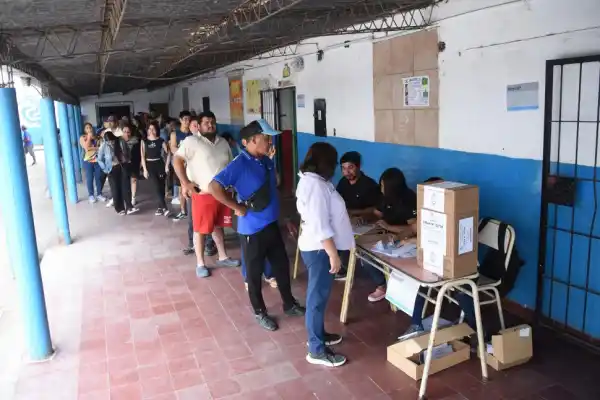 Reforma electoral: ACDE Tucumán advirtió que será un maquillaje y pidió suspender el debate legislativo