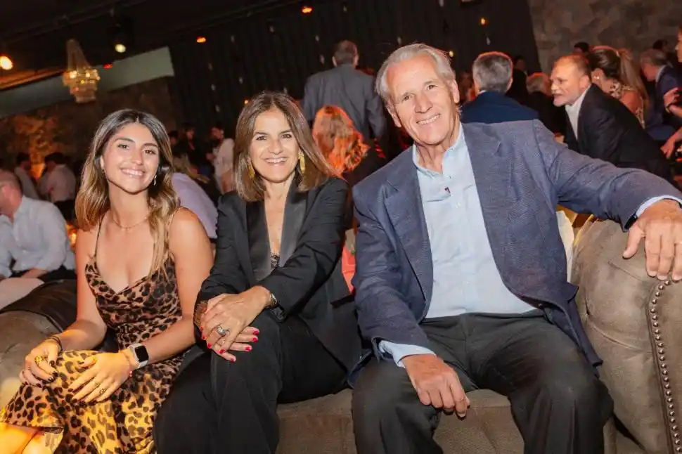 JUNTOS. Agustina García Zavalía, Virginia García Zavalía y José Manuel García González.