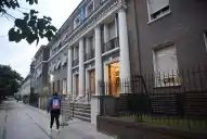 “Estoy vivo”: el dramático error en un velorio que conmocionó a Villa Carmela