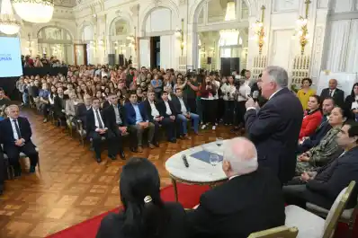 El Gobierno anunció un aumento en la Tarjeta Alimentaria Independencia: de cuánto será