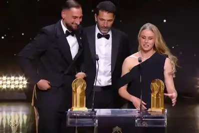 Trofeo Yashin 2025: Donnarumma le arrebató el premio al Dibu Martínez y lo igualó en el récord