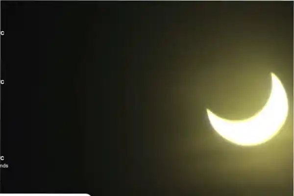 Eclipse solar parcial profundo: las impresionantes imágenes del último evento astronómico destacado del año