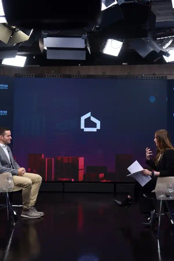 Diego Rojkés, de Avanco Constructora, en los estudios de LG Play. LA GACETA/FOTO DE DIEGO ARÁOZ 